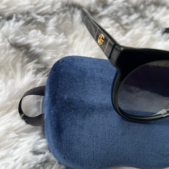 Gucci sunglasses - Picture 7 of 15